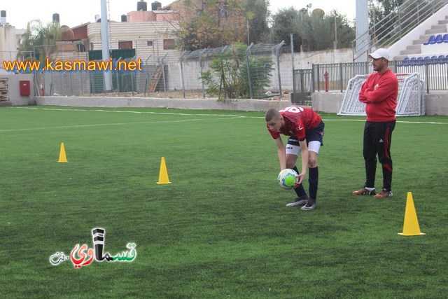 فيديو: الاتحاد العام يغلق ملعب ابو خميس ومساعي الرئيس للمصادقة على الشرقي بعد تركيب المقاعد ومظلات لاعبي دكة الاحتياط والجدار الحديد في السنتتي.